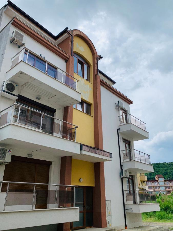 Obzor Tatyana Apartaments Bonjour Eksteriør bilde